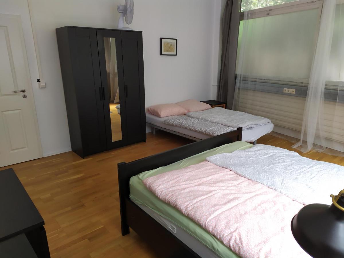 West - Michael Apartament *